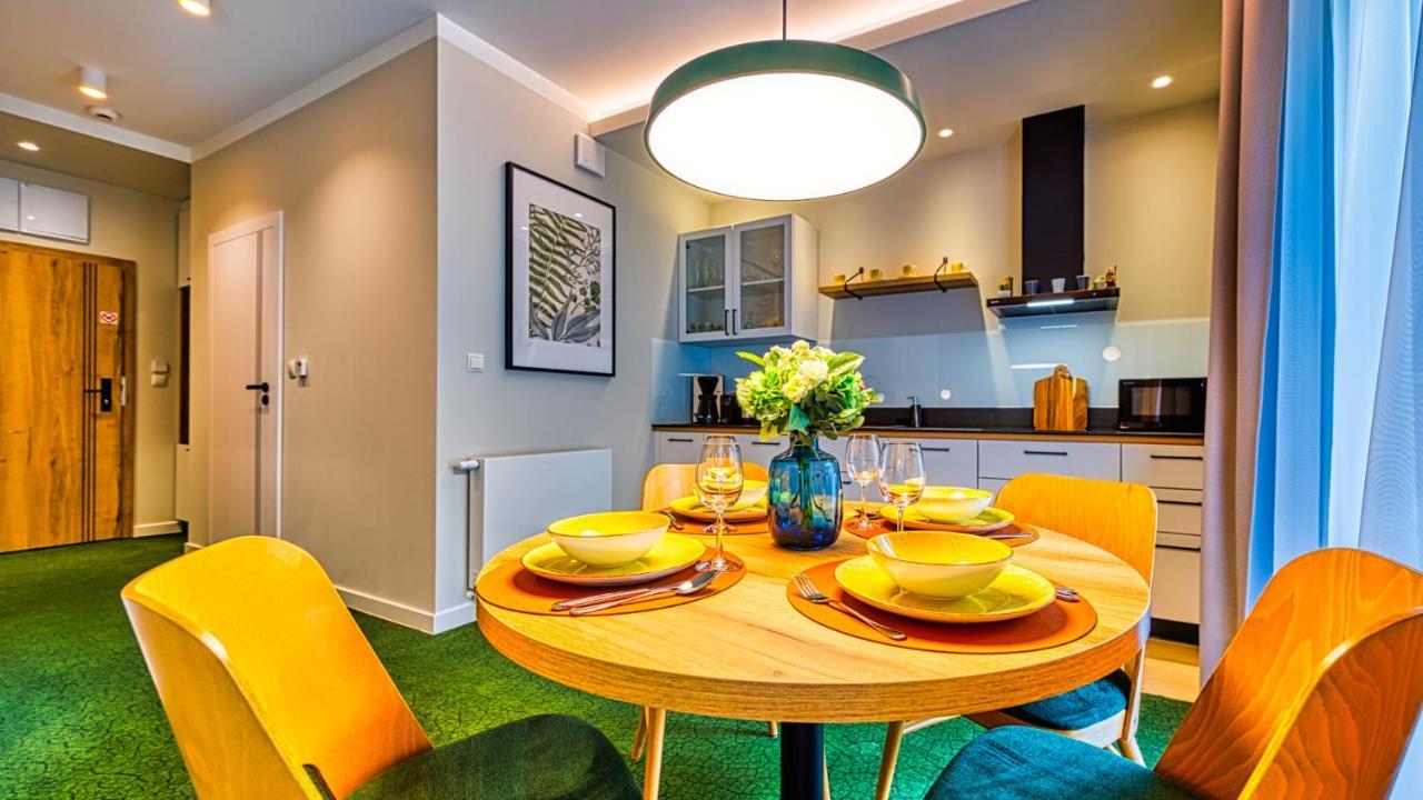 Apartamenty Vip Centrum - Wczasowa 17 By Royal Aparts Świeradów-Zdrój エクステリア 写真