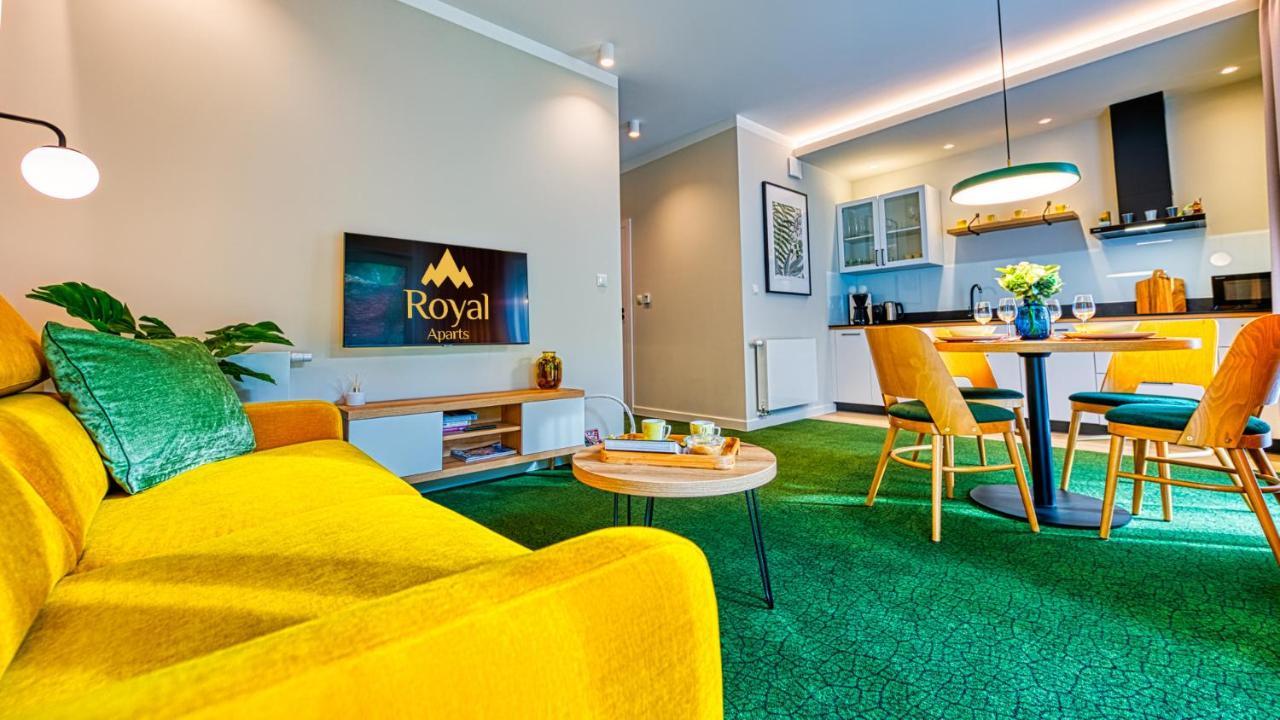 Apartamenty Vip Centrum - Wczasowa 17 By Royal Aparts Świeradów-Zdrój エクステリア 写真